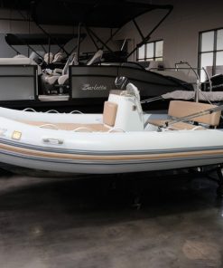 Pre-Owned Zodiac Medline 500 with Yamaha F70 | L617